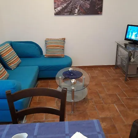 Apartment Porat *